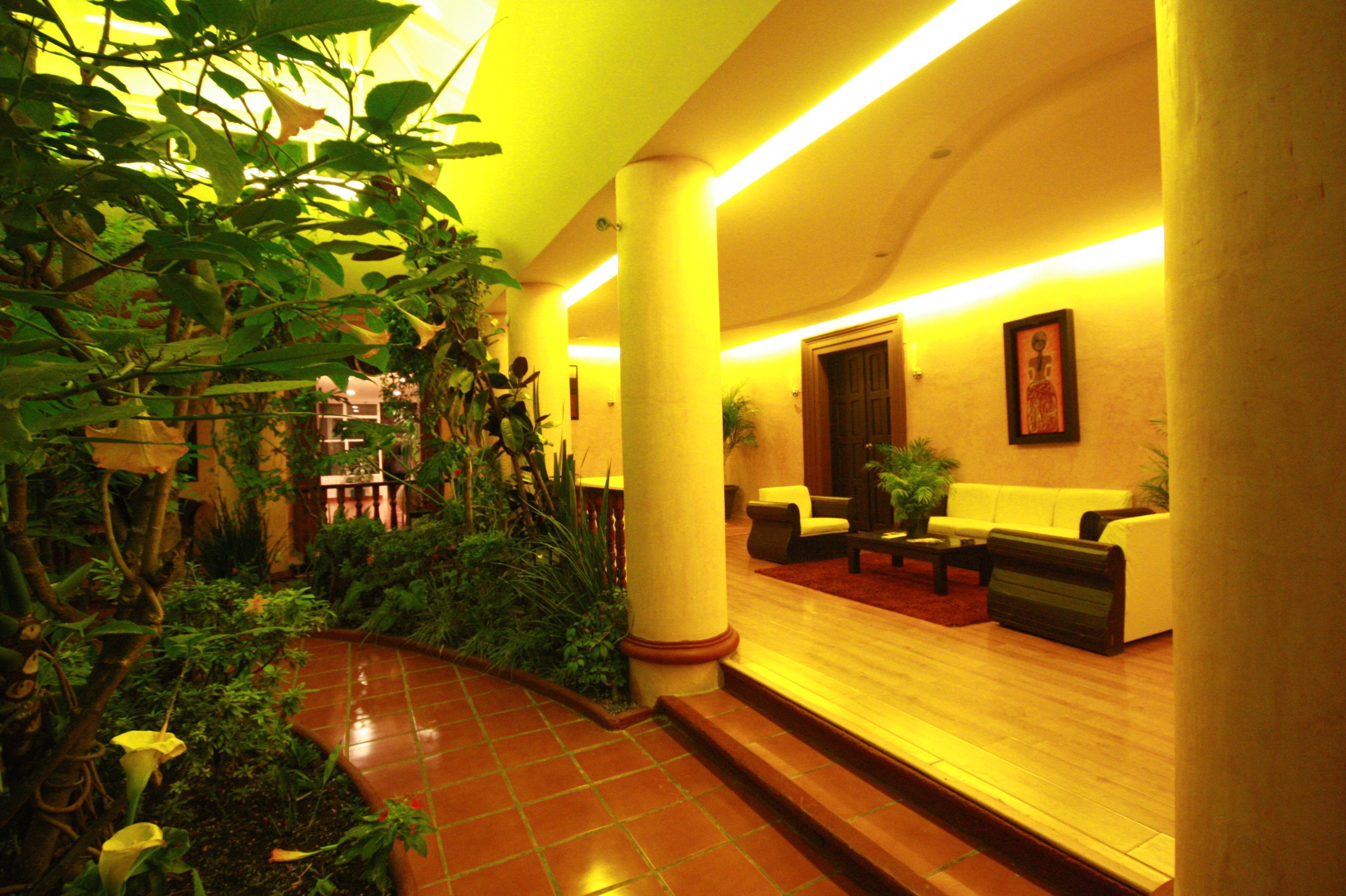 Hotel Jardines Del Centro San Cristóbal de Las Casas Buitenkant foto