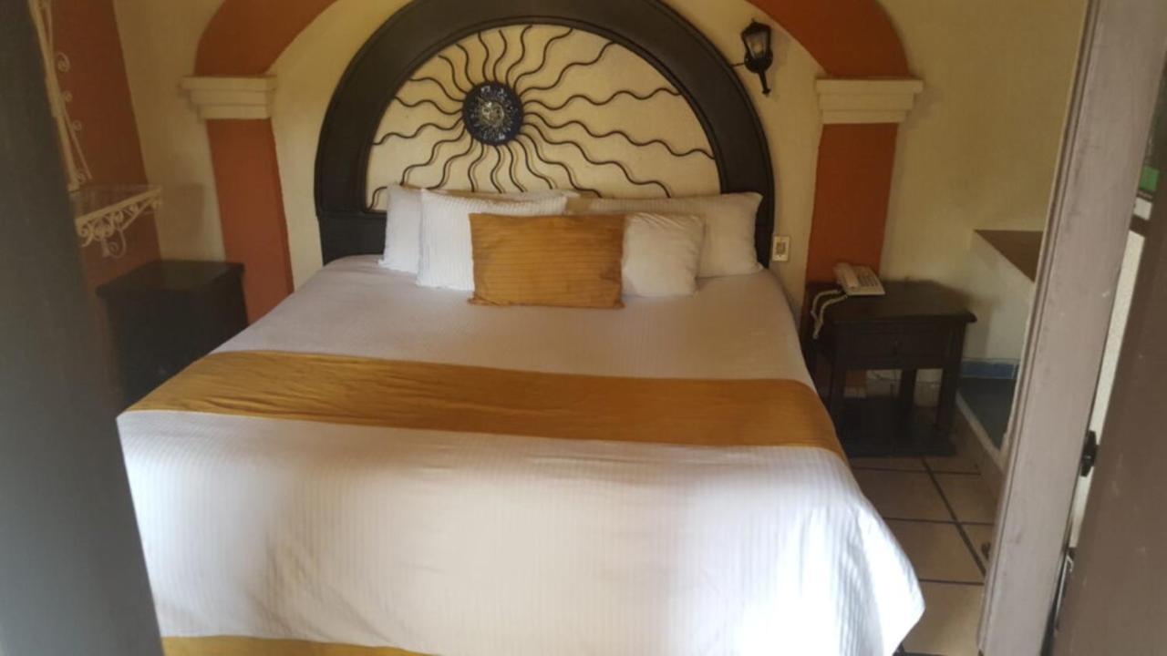 Hotel Jardines Del Centro San Cristóbal de Las Casas Buitenkant foto