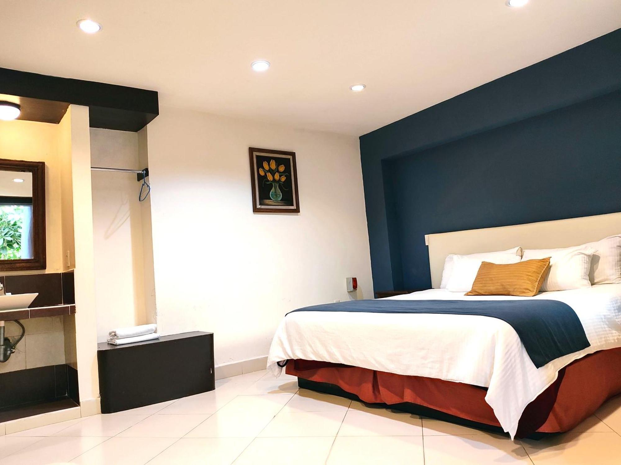 Hotel Jardines Del Centro San Cristóbal de Las Casas Buitenkant foto