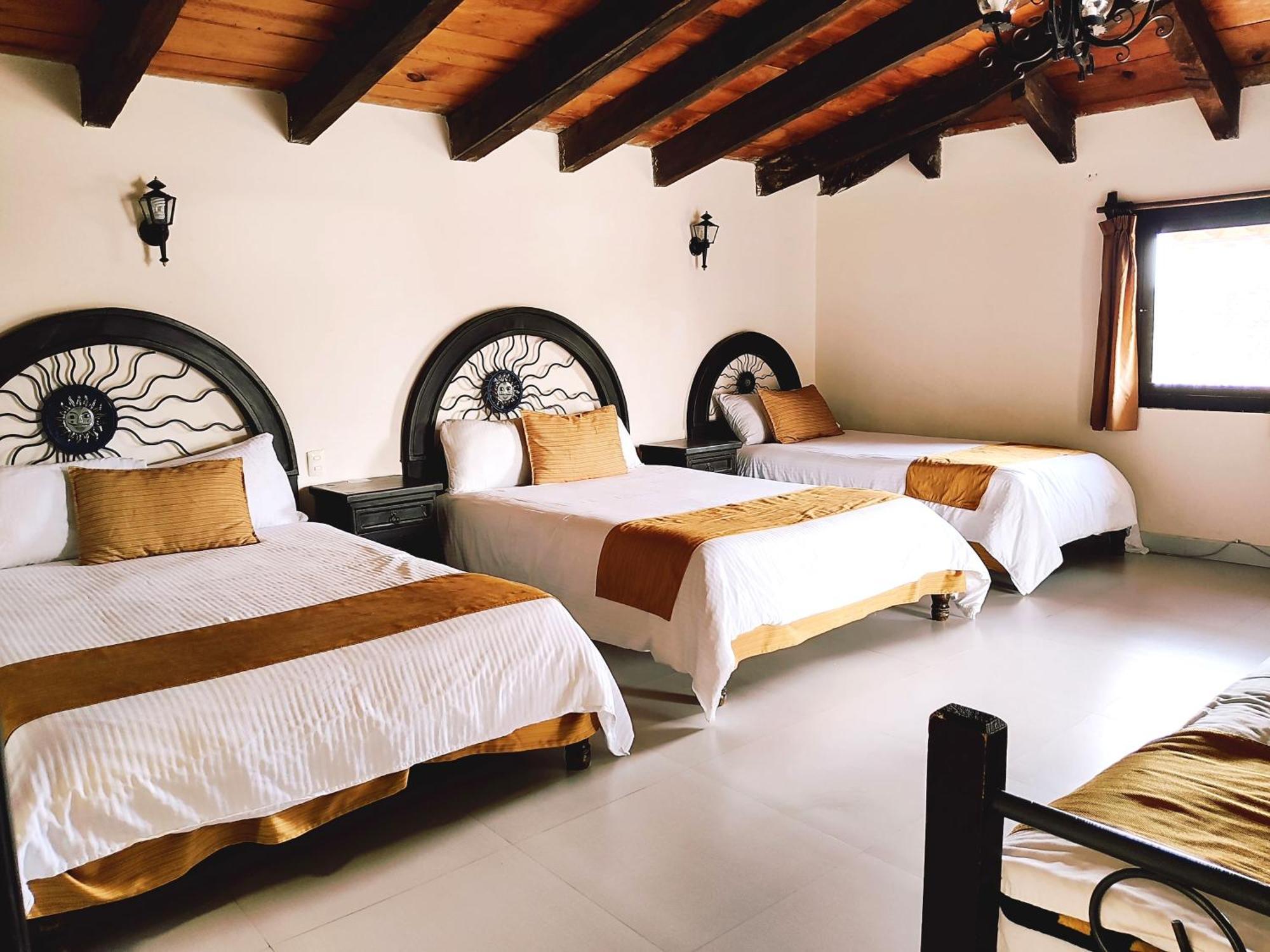 Hotel Jardines Del Centro San Cristóbal de Las Casas Buitenkant foto